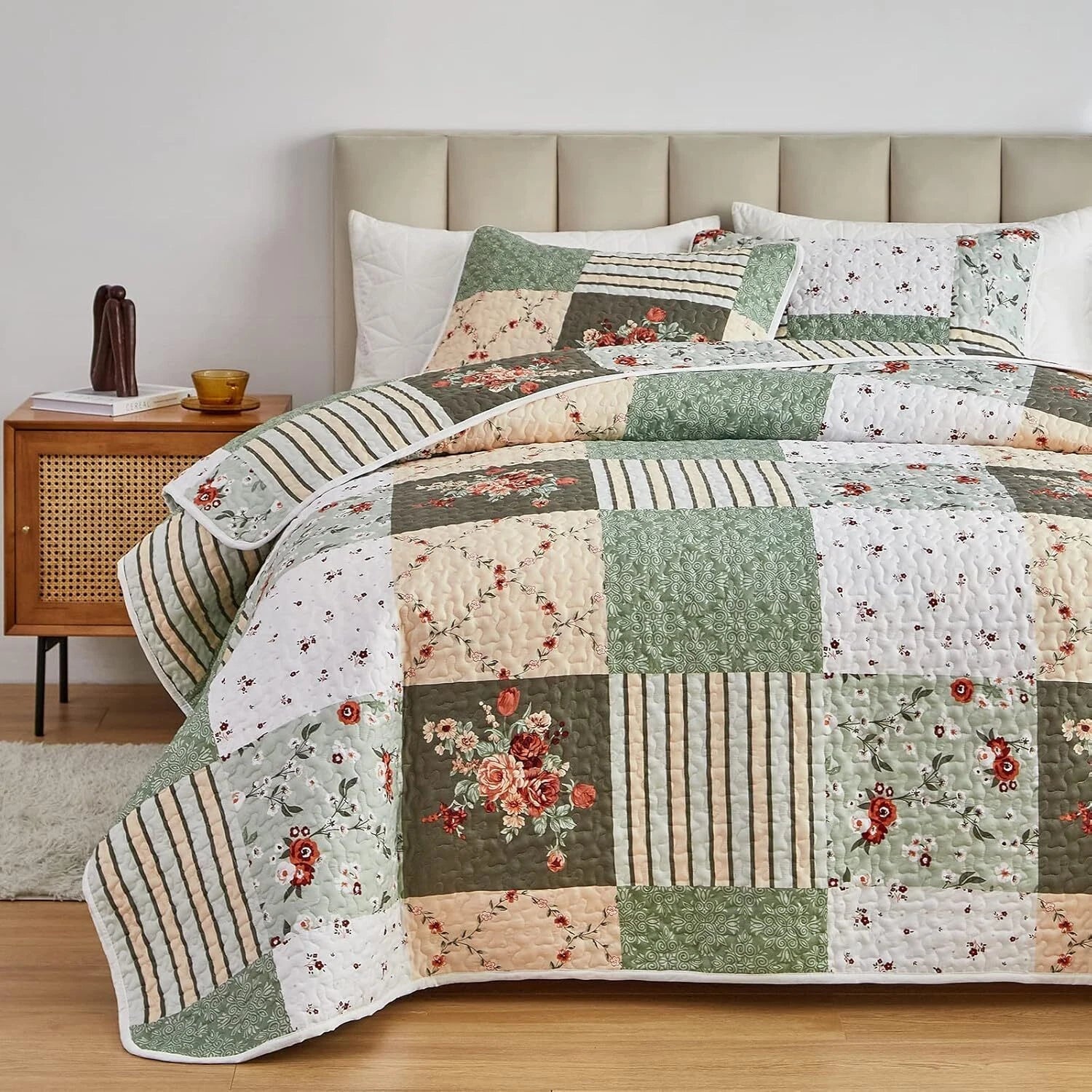 Patchwork Quilt Set Queen Size, 3 Pieces Green Floral Plaid Summer Coverlet Set 07FC0E-D4 - KOEEK