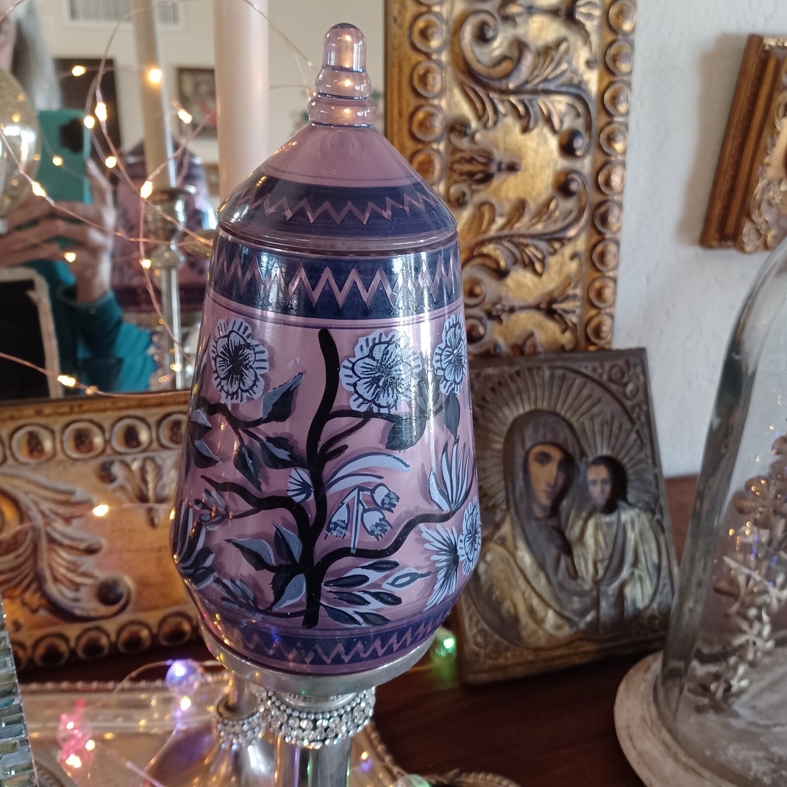 ANTHROPOLOGIE ANA ROSE & OUD GLASS CANDLE  LARGE 21.65 OZ ~ 68 HOUR BURN TIME ANTHROPOLOGIE - KOEEK