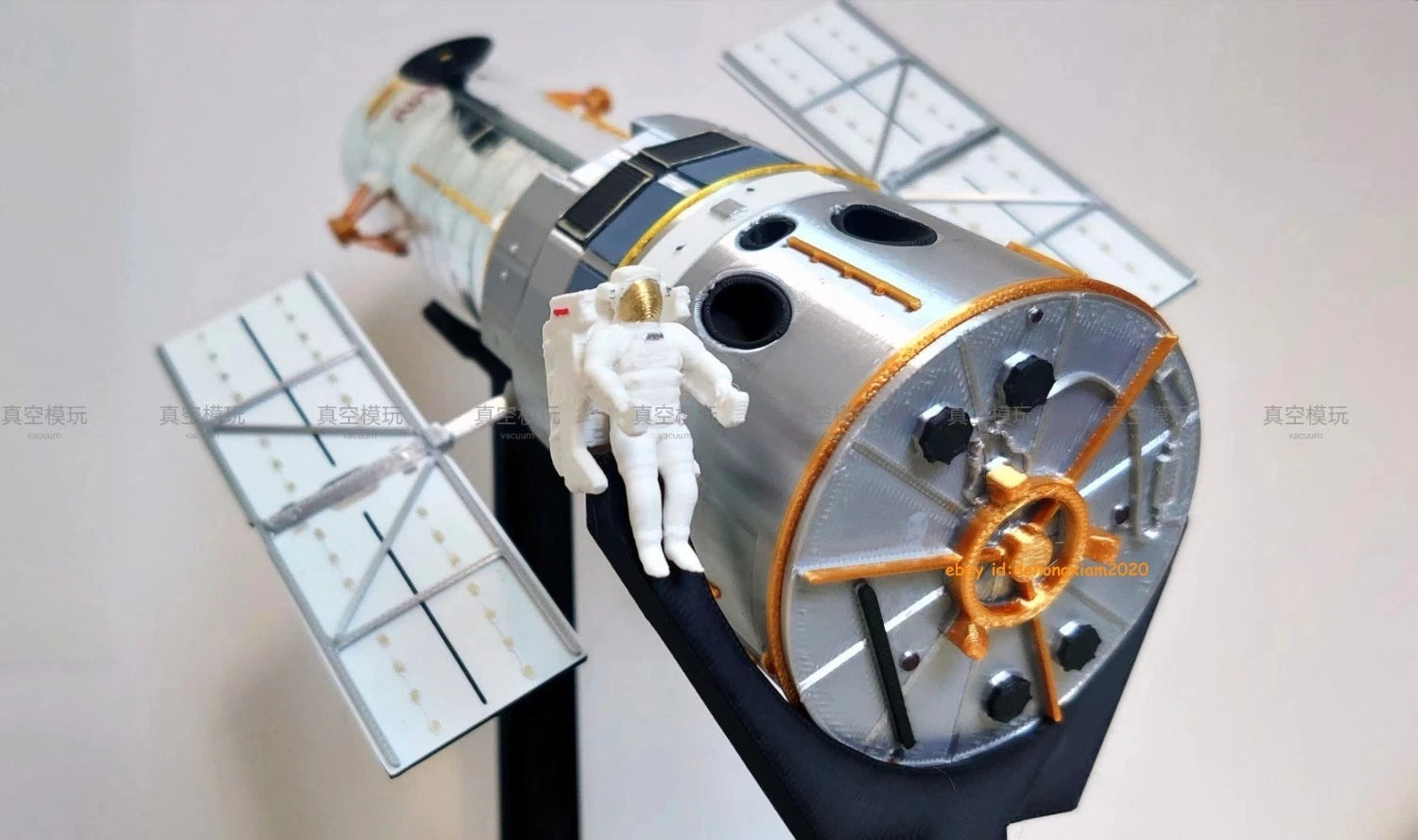 1/72 Scale Hubble Space Telescope HST Static Model Painted Product Toy 07FC0E-D4 - KOEEK