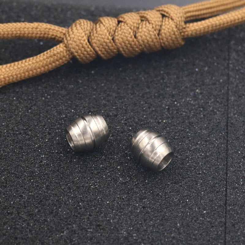 2pcs Titanium Bead Knife Parachute Lanyard Bead Pendant Beads Keychain EDC Tool EDC - KOEEK