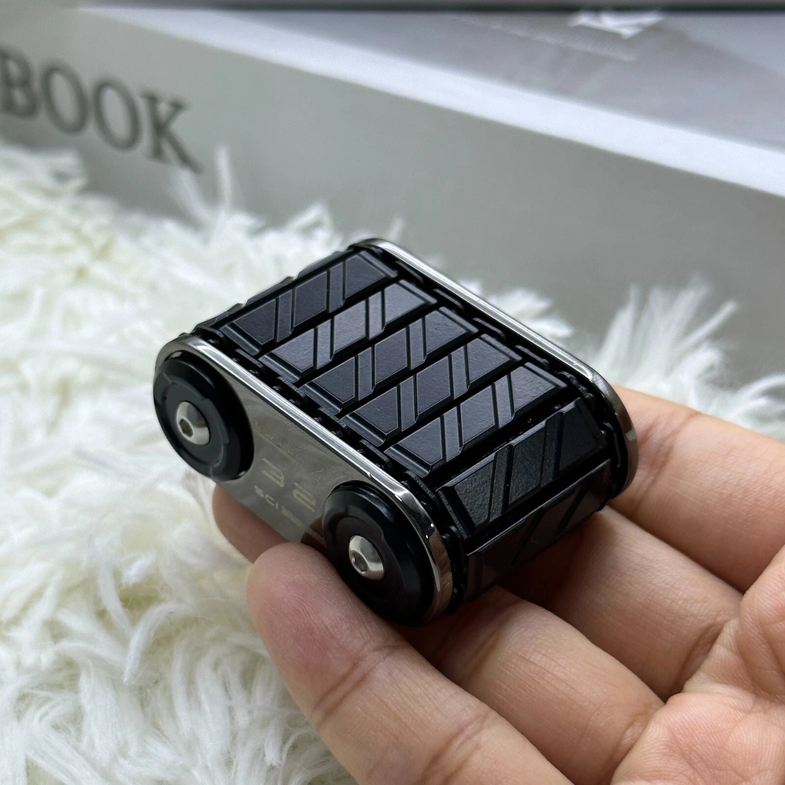 Fidget Spinner Tank Roller Shape Decompression EDC Ratchet Metal Desk Toy Gifts 07FC0E-D4 - KOEEK