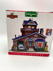 (2008) Lemax Coventry Cove Highway Patrol HQ Lighted Christmas Building Set LEMAX - KOEEK