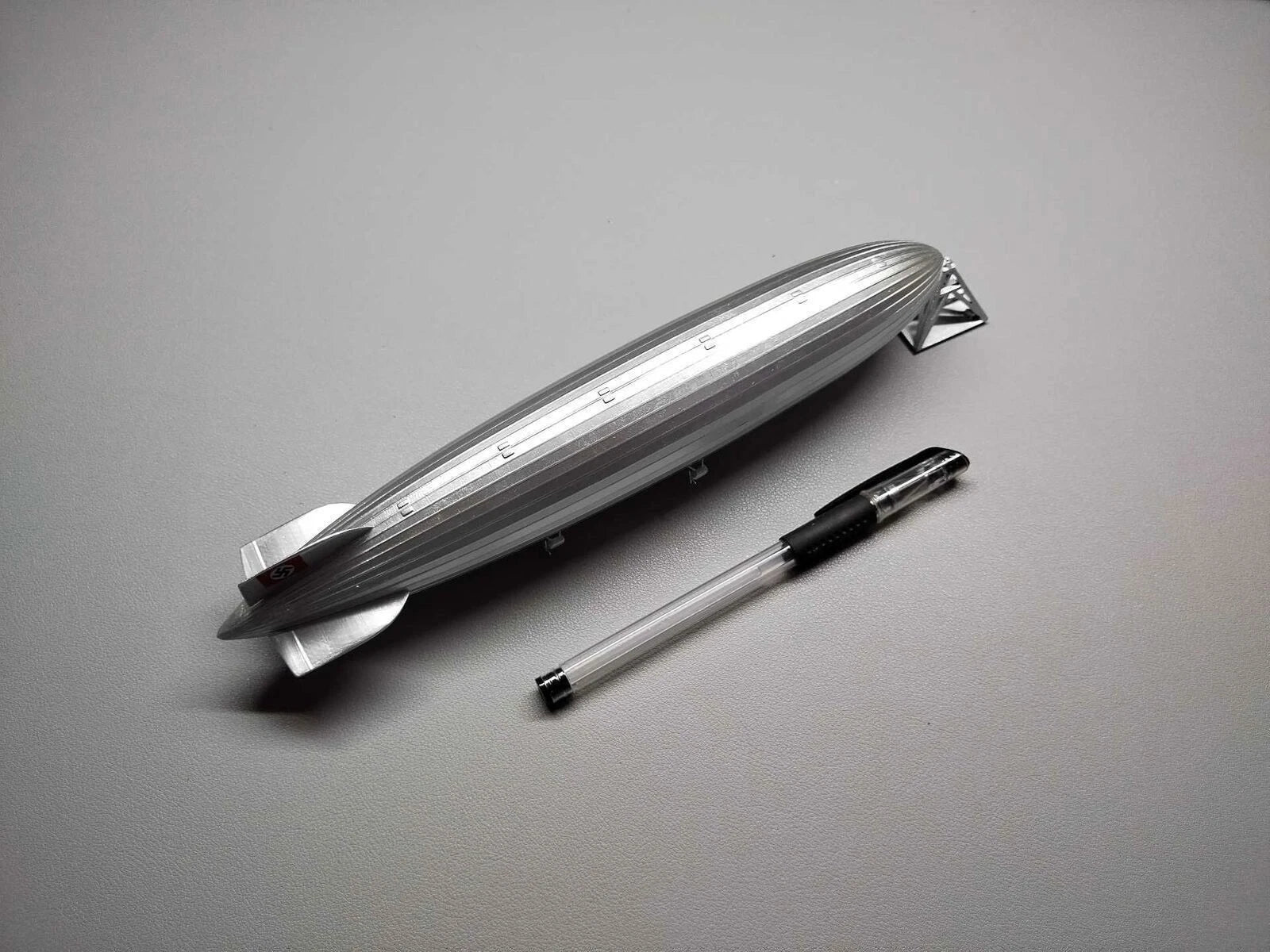 1/700 Scale WW2 LZ 129 Hindenburg Model Painted Finished Model L36CM Gift 07FC0E-D4 - KOEEK