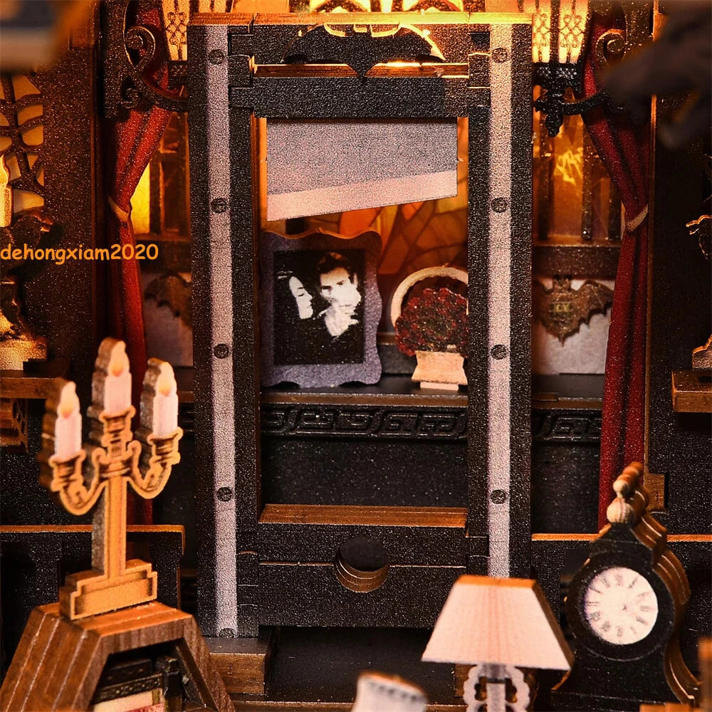 The Addams Family DIY LED Small House Building Block Bookends Model Gift Toys 07FC0E-D4 - KOEEK