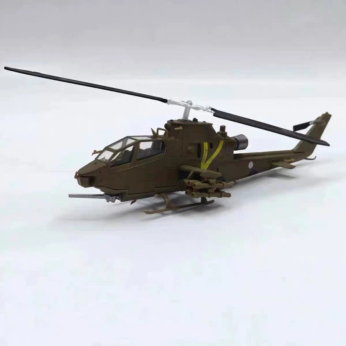 1:72 Diecast Military Model Israeli Air Force Bell AH-1S Cobra Attack Helicopter 07FC0E-D4 - KOEEK