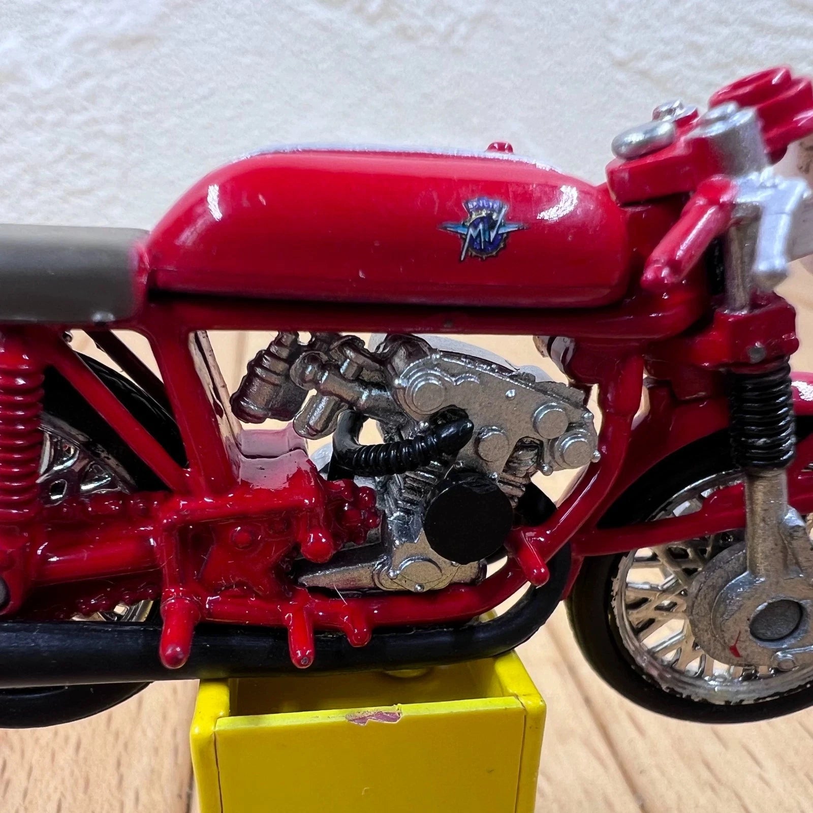 1/32 MV Agusta Classic Red Diecast Model Vintage Racing Motorcycle Display 07FC0E-D4 - KOEEK