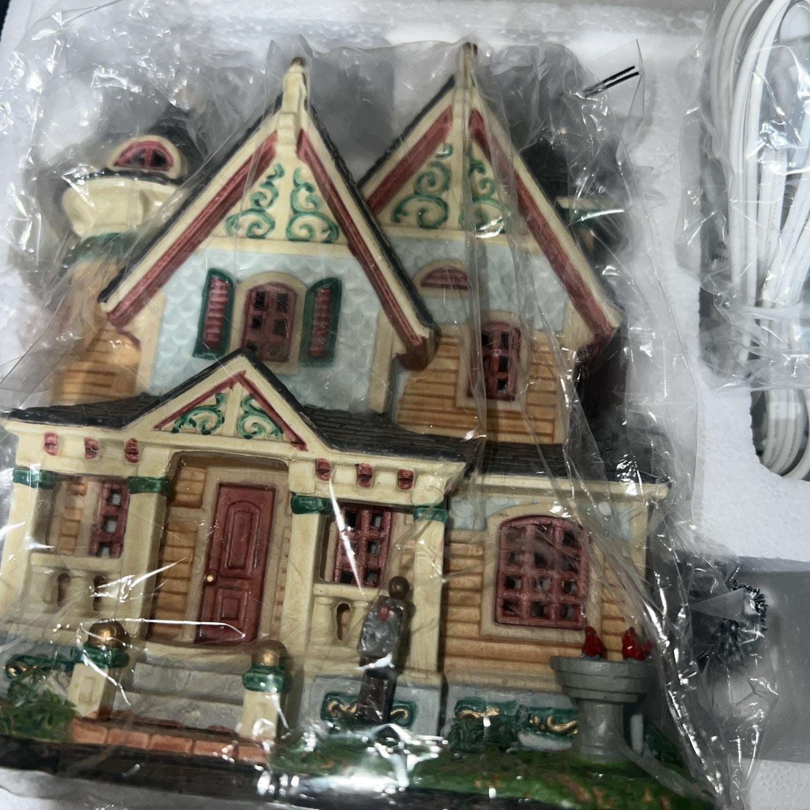 Lemax  HAYES RESIDENCE #95527 Christmas Village Lighted Building RETIRED  Box LEMAX - KOEEK