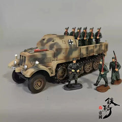 1/72 Scale WWII German Semi-tracked Sd.Kfz.7/2 Medical Vehicle Plastic Model 07FC0E-D4 - KOEEK