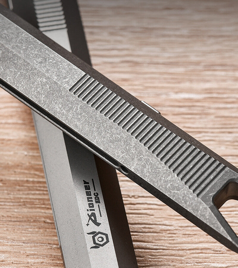 EDC Personalized Design Special-shaped Titanium Alloy Sliding Metal Ball Pen 07FC0E-D4 - KOEEK