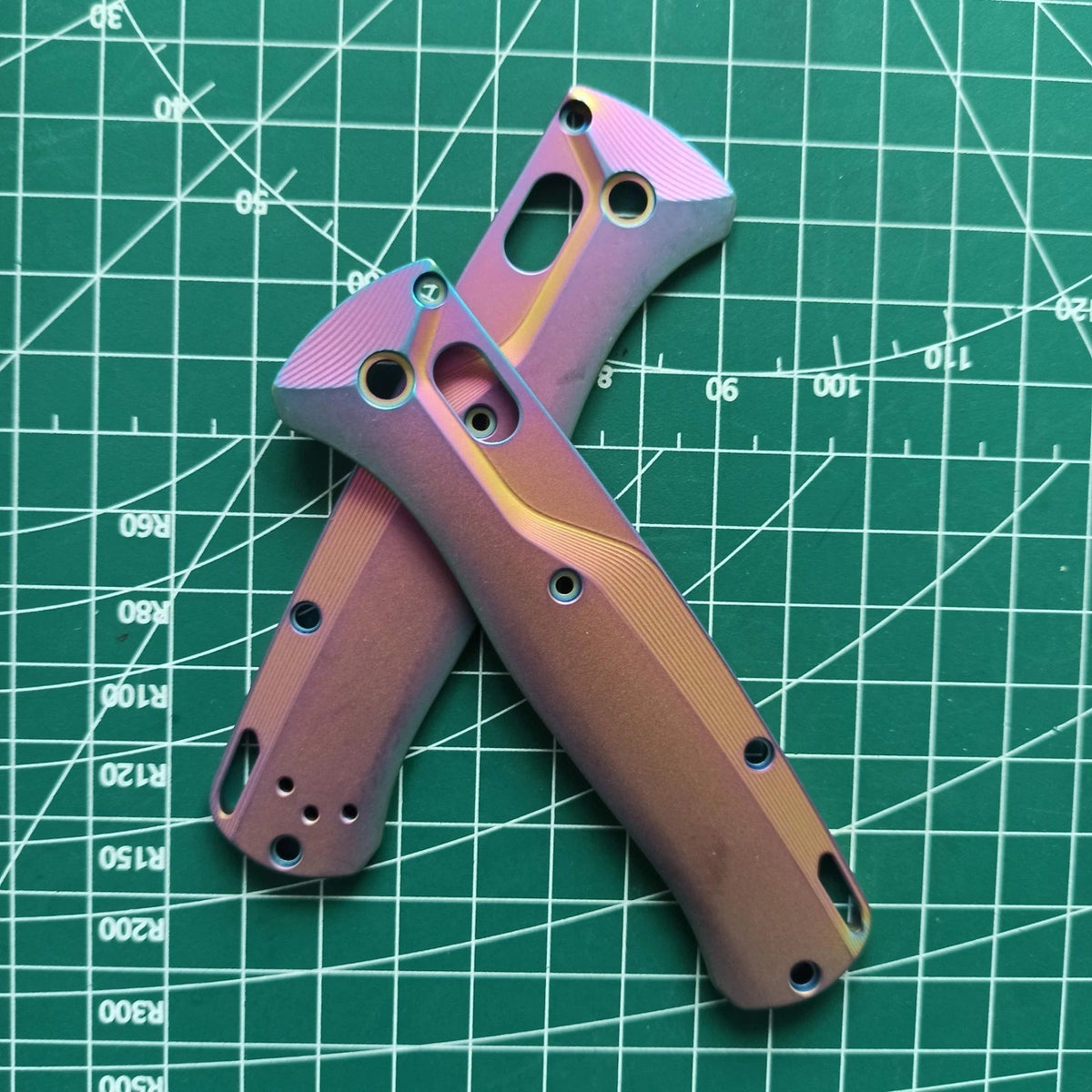 1 Pair Colorful Titanium Folding Knife Handle Scales for Benchmade Bugout 535 07FC0E-D4 - KOEEK