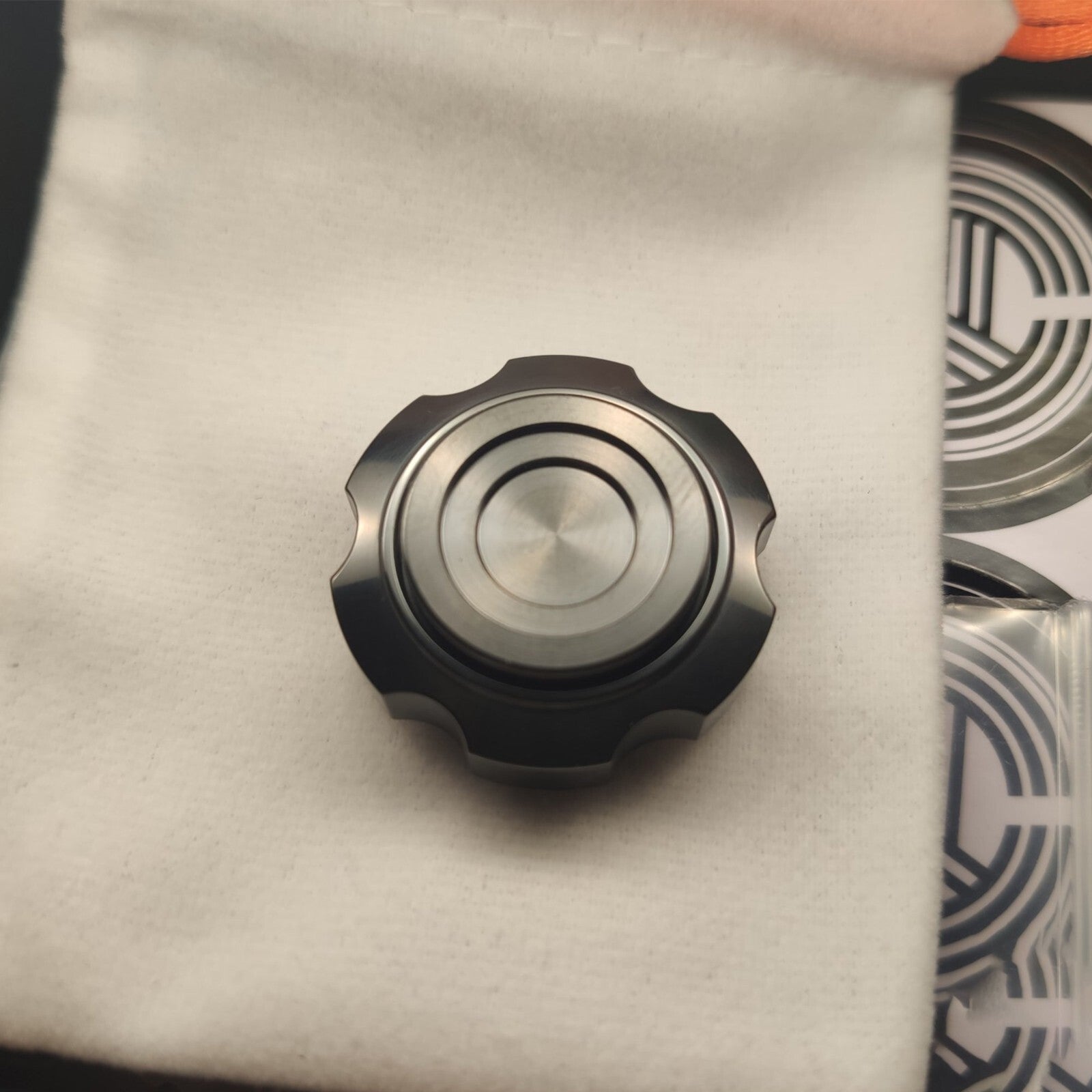 Fidget Spinner Gear Titanium Damascus Fingertip Decompression Toy Portable EDC 07FC0E-D4 - KOEEK