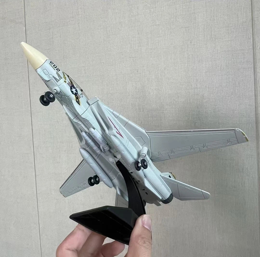 1/72 US F-14A Tomcat VF-84 Jolly Rogers Fighter Plastic Painted Unassembled 07FC0E-D4 - KOEEK