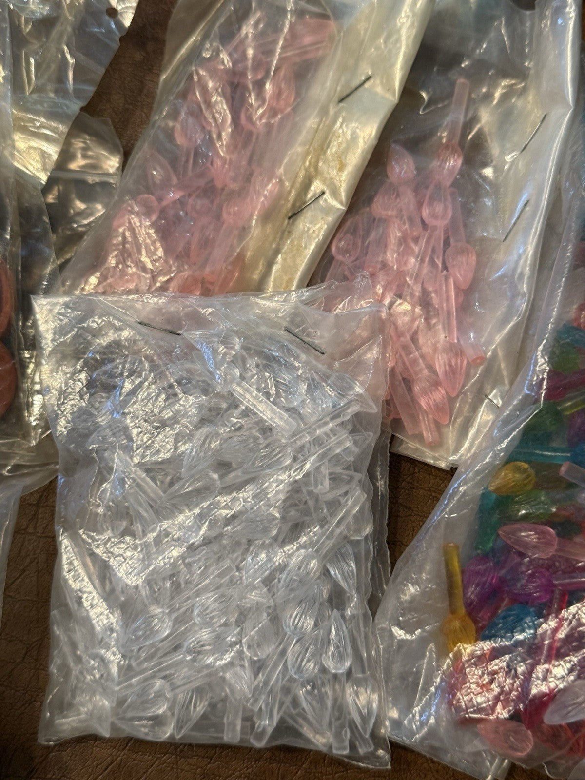 NOS Vtg Crafters Lot /Ceramic Christmas Tree MINI Lights Twist Flame Bulbs Pegs 07FC0E-D4 - KOEEK