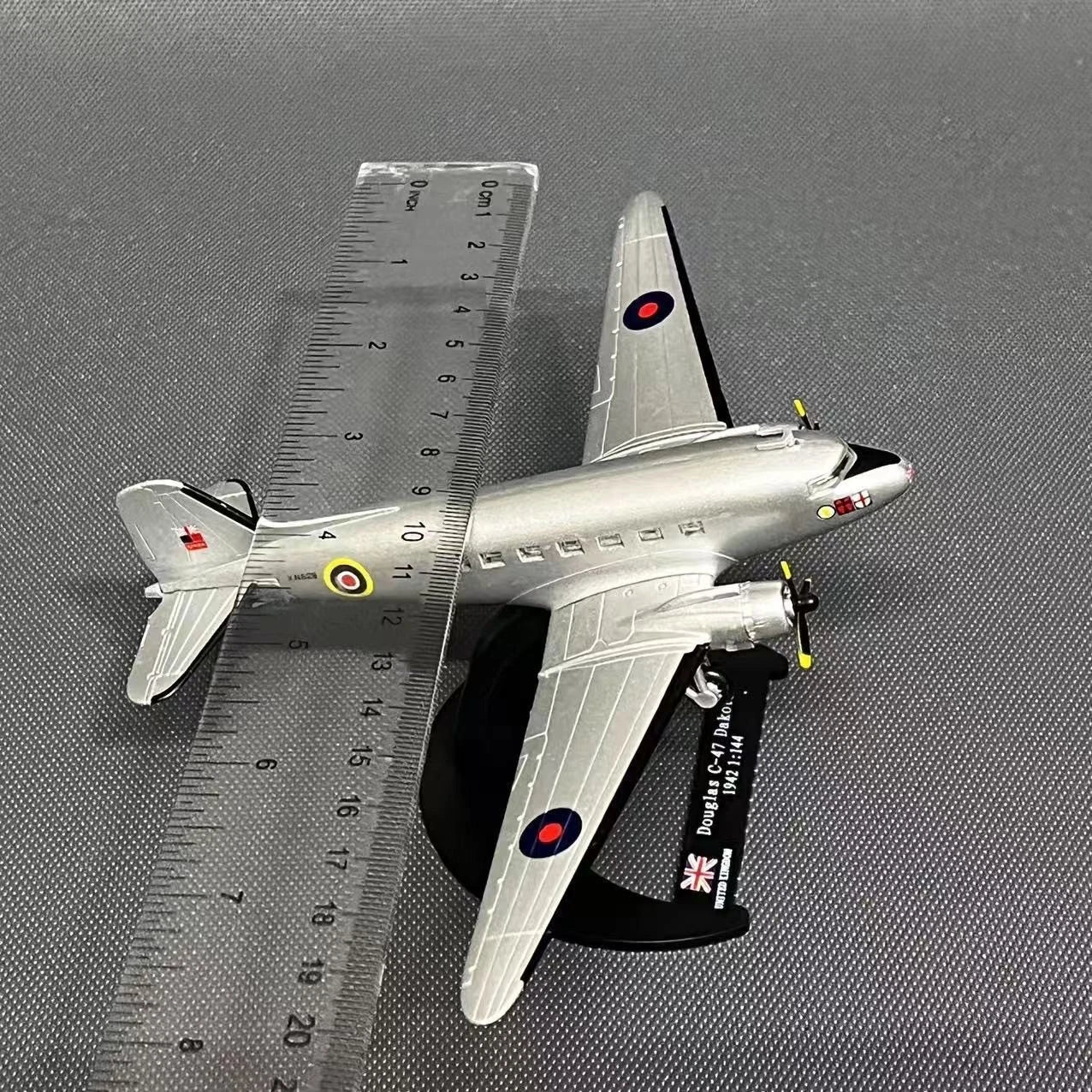 1:144 Douglas C-47 Dakota Transport Aircraft Model Diecast Military Collection 07FC0E-D4 - KOEEK