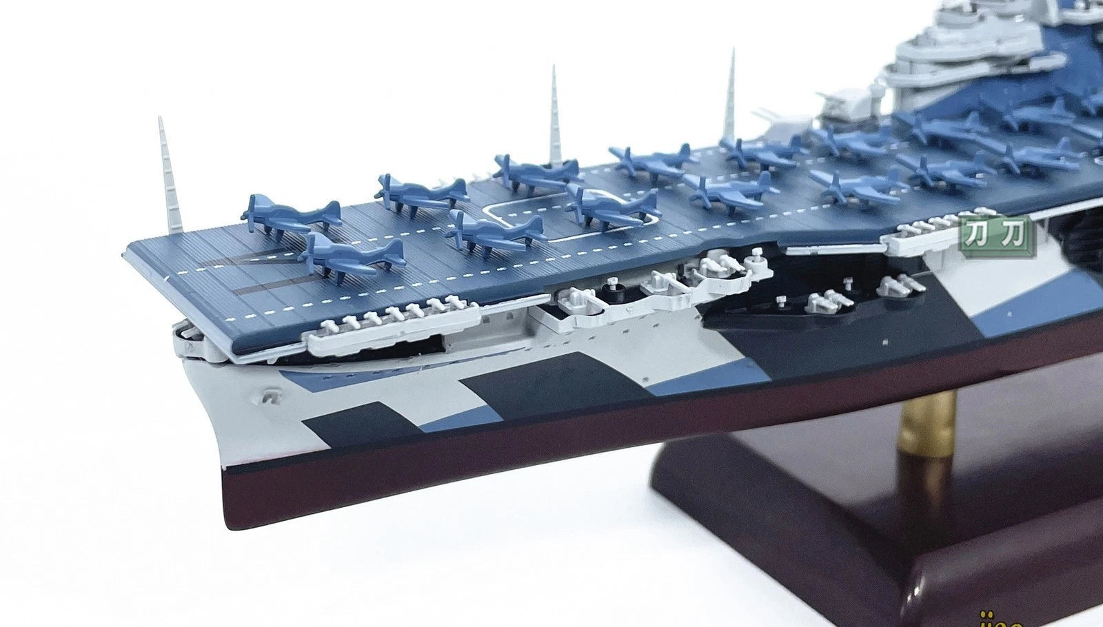 1/1000 WWII US Aircraft Carrier Ticonderoga-class Cruiser CV-14 Model Toy W/base 07FC0E-D4 - KOEEK