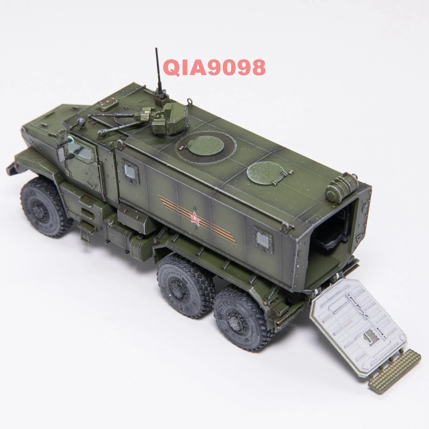 1:72 Russian Typhoon Wheeled Armored Vehicle Parade Signage Resin Model 07FC0E-D4 - KOEEK