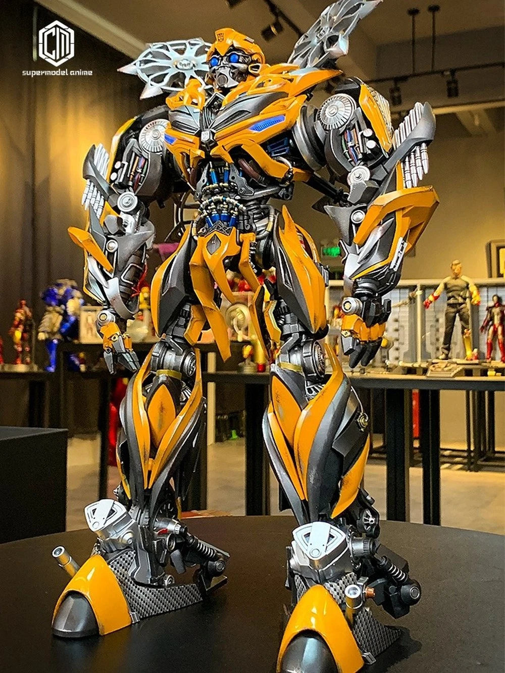 Comicave Transformers Bumblebee 1:18 Action Figure W/ Led Model Collection Boxed COMICAVE - KOEEK