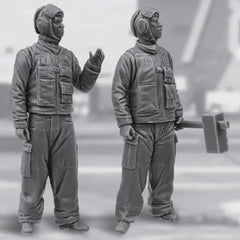 1/32 Resin Model Kit Aircraft Carrier Deck Crew 2 Figures Unassembled Unpainted 07FC0E-D4 - KOEEK