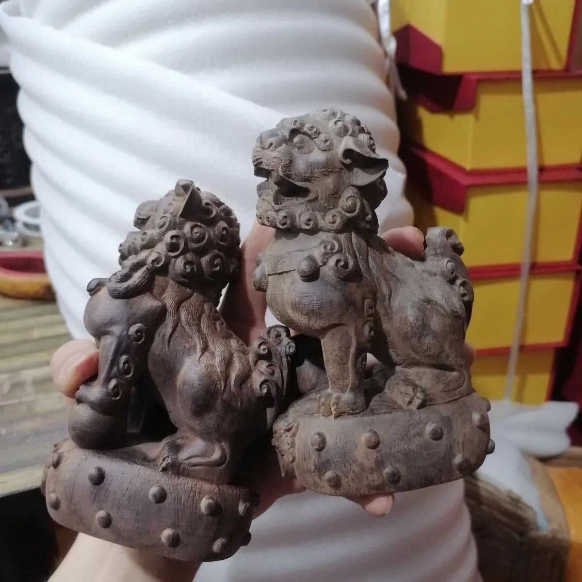 Agarwood Lion Pair Figurine Wood Carving Feng Shui Office Decor 9x14cm 07FC0E-D4 - KOEEK