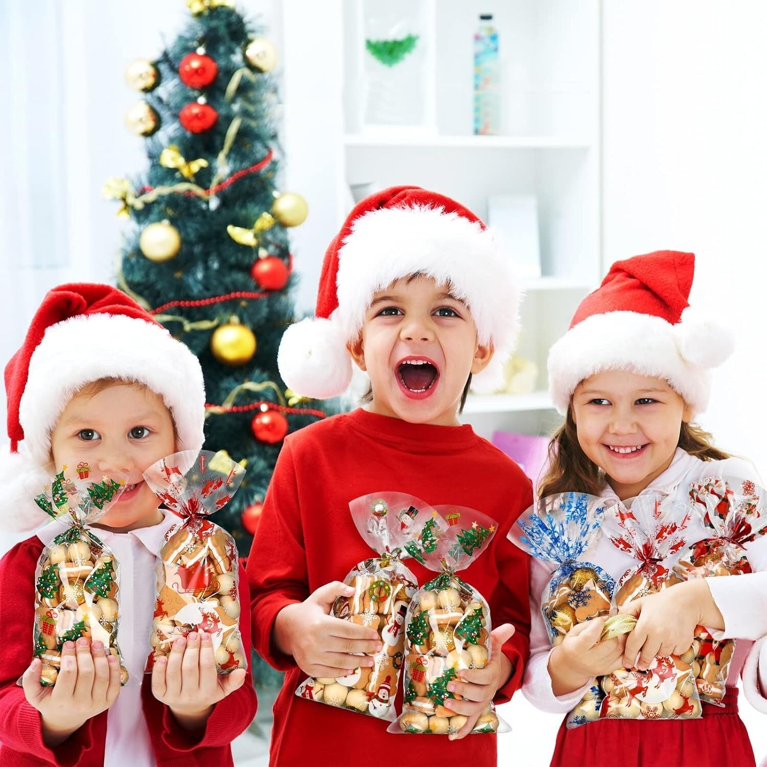 new Outus 200 Pieces Christmas Cellophane Treat Bags, Plastic Vivid Pattern OUTUS - KOEEK