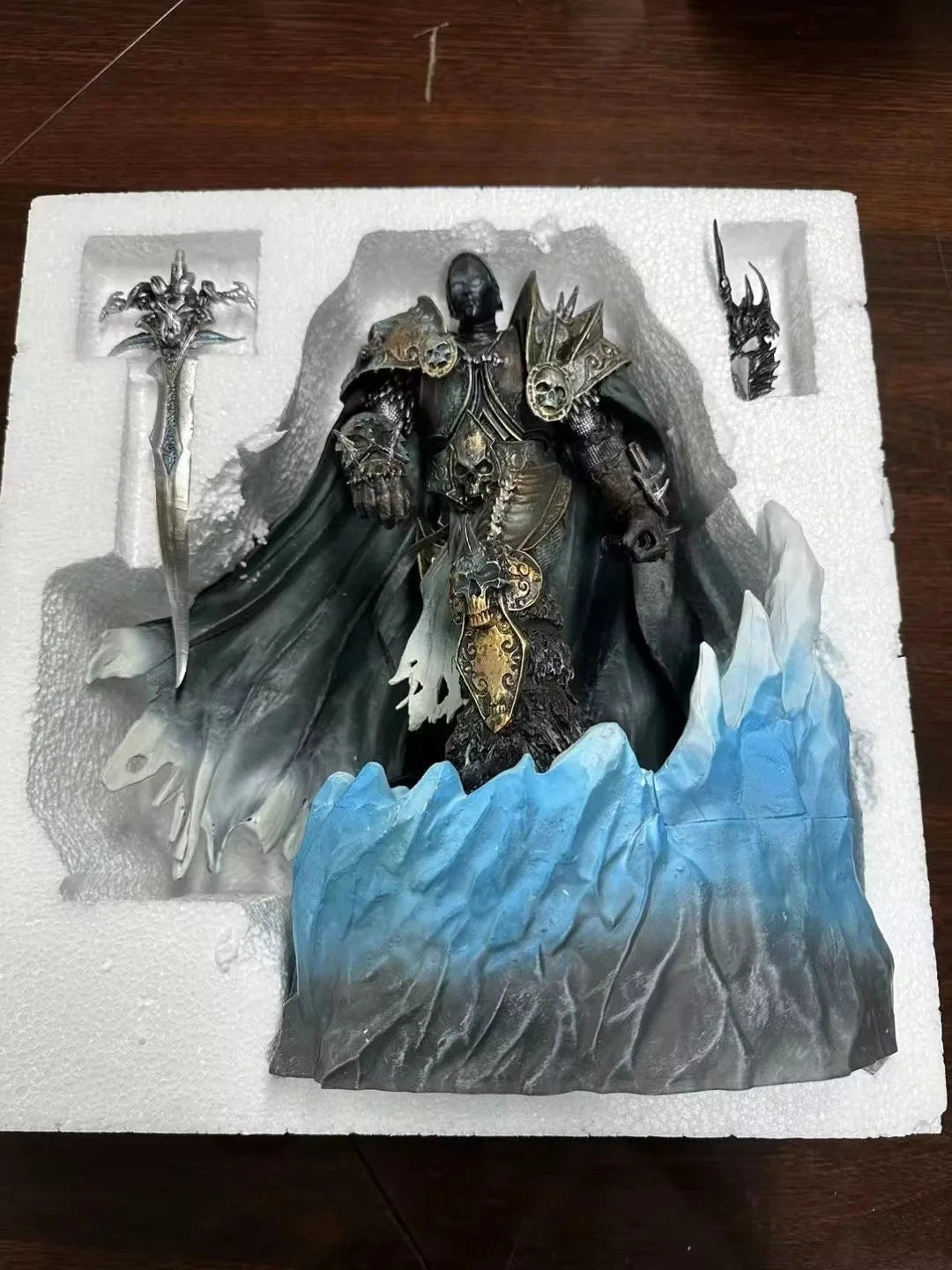 WOW Arthas Menethil Statue Lighting Figurine Lich King 14" PVC Figure Model 07FC0E-D4 - KOEEK