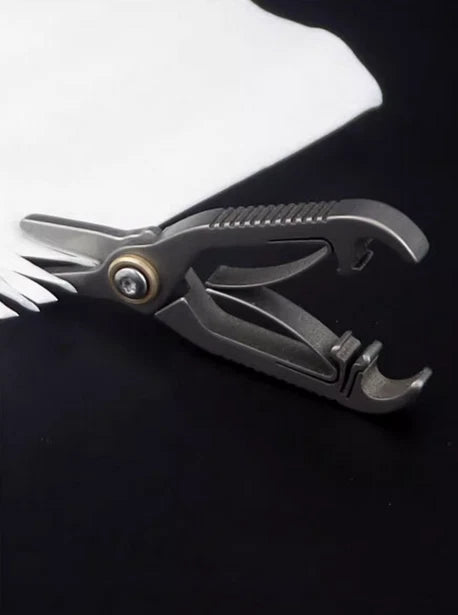 Titanium alloy portable mini EDC multifunctional tool nose hair clipper knife 07FC0E-D4 - KOEEK