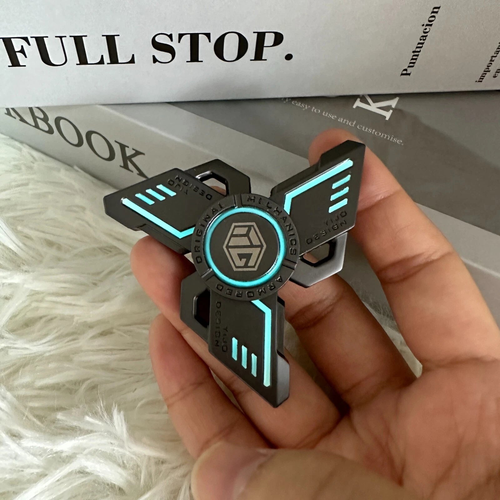 Fidget Spinners Luminous Metal Mute Bearing Noctilucent Gyro Stress Relief Toys 07FC0E-D4 - KOEEK