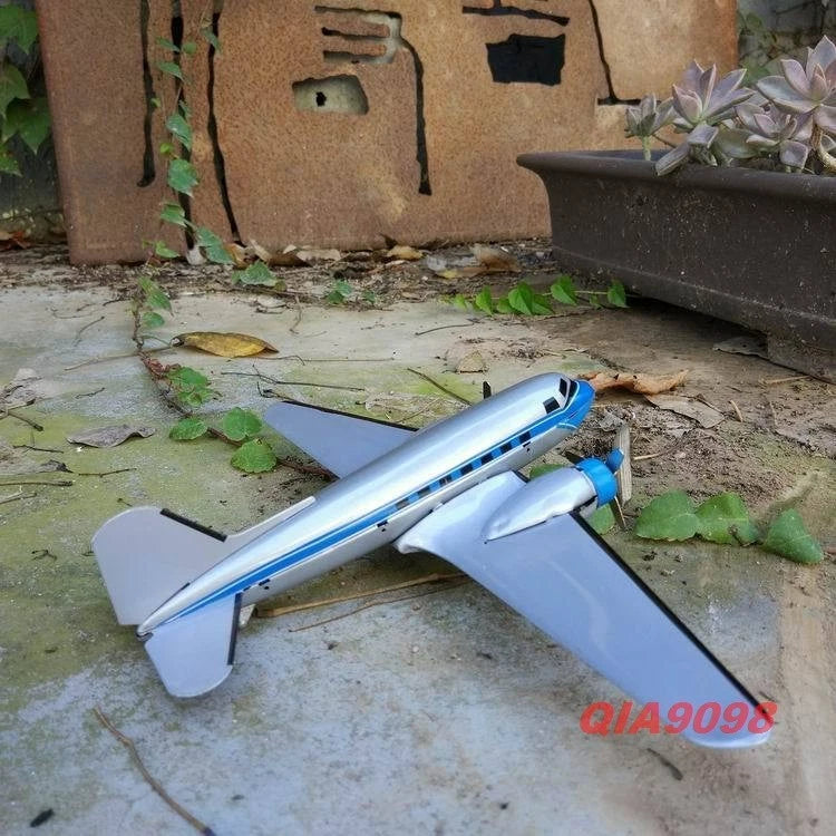 Hand-Made Douglas DC-3 Airliner Wind-up Tin Toy Decoration Adult Collection 07FC0E-D4 - KOEEK