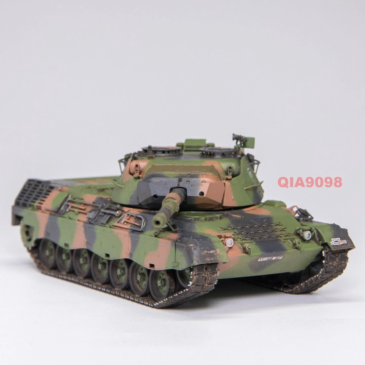 1/72 Scale German Leopard 1 Main Battle Tank A1A1 Type Painted Resin Model 07FC0E-D4 - KOEEK