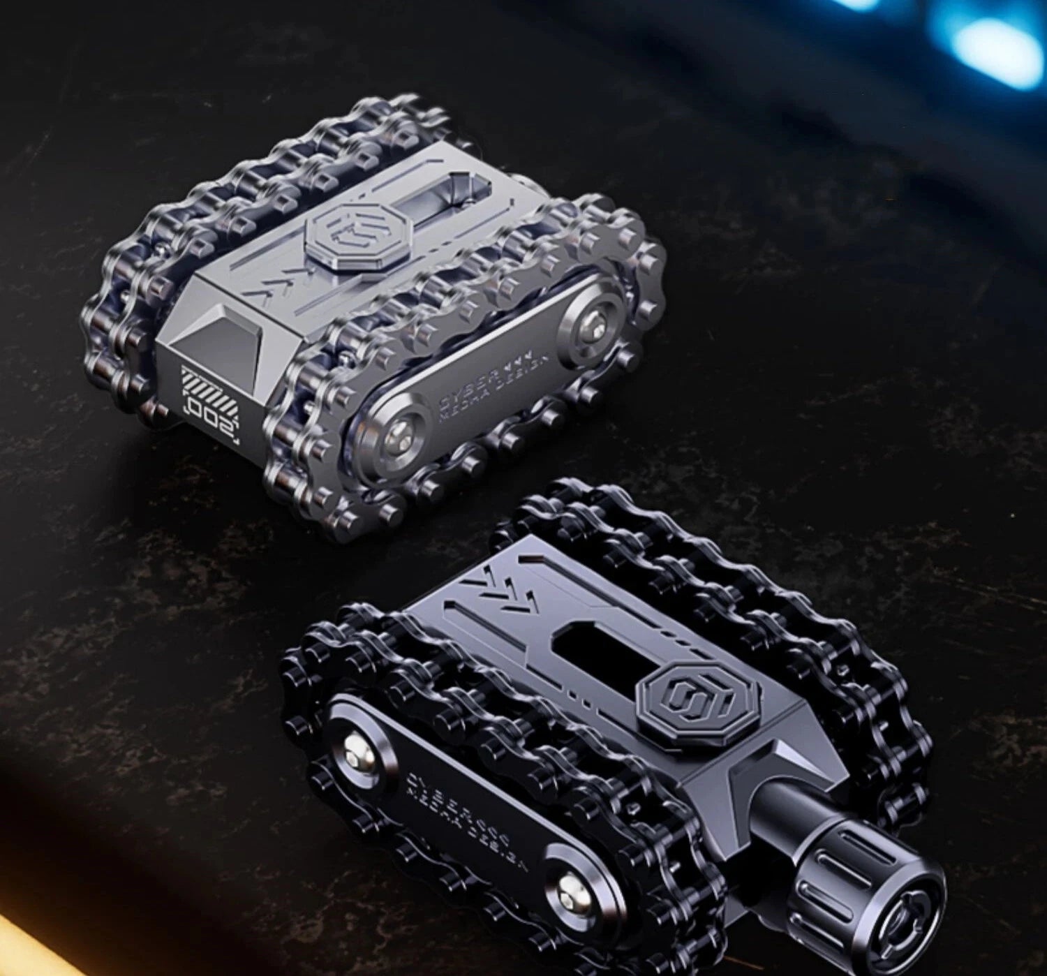 EDC Tank Roller Fidget Spinner Metal Ratchet Push Card Slider Fingertip Toy 07FC0E-D4 - KOEEK