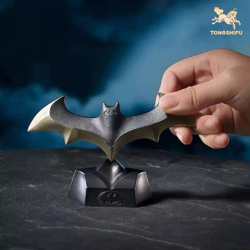 Tongshifu Studio DC Batman Darts Copper Metal Model Statue Painted TONGSHIFU_STUDIO - KOEEK