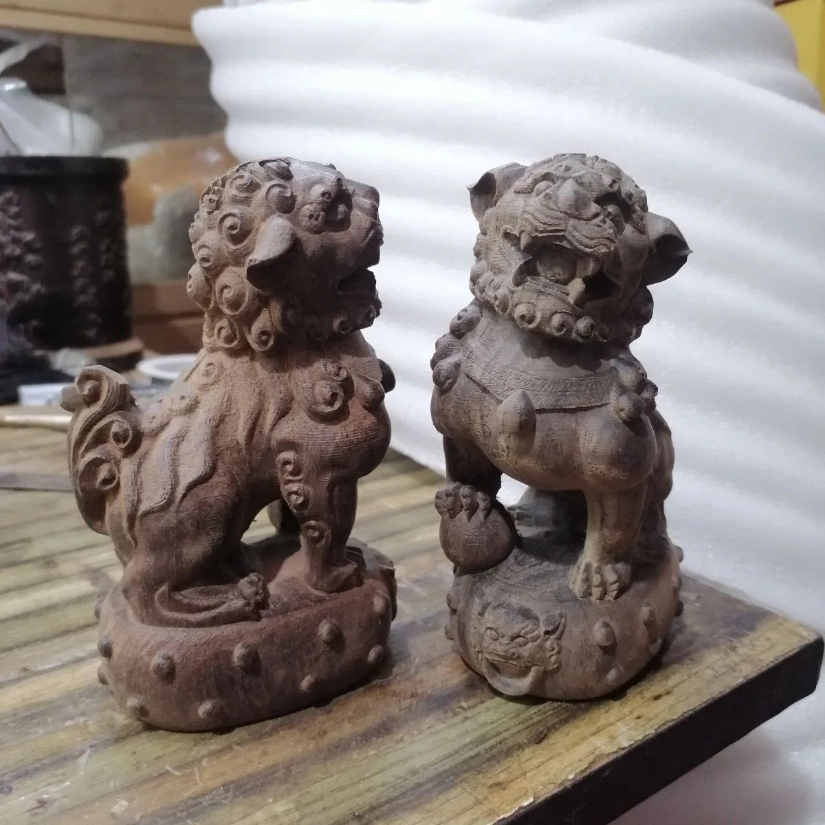 Agarwood Lion Pair Figurine Wood Carving Feng Shui Office Decor 9x14cm 07FC0E-D4 - KOEEK