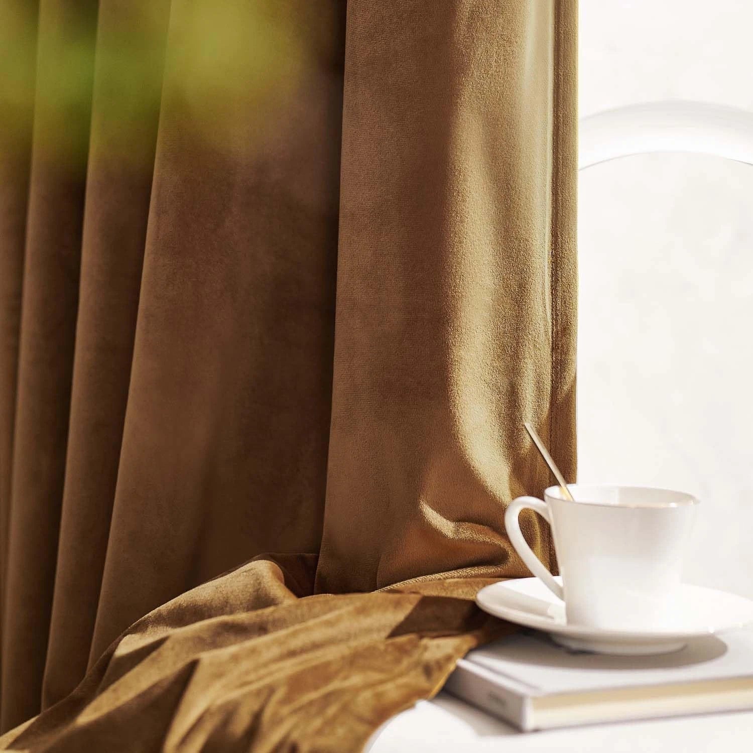 Golden brown blackout velvet curtains Size: 52 inches × 84 inches, golden brown. 07FC0E-D4 - KOEEK
