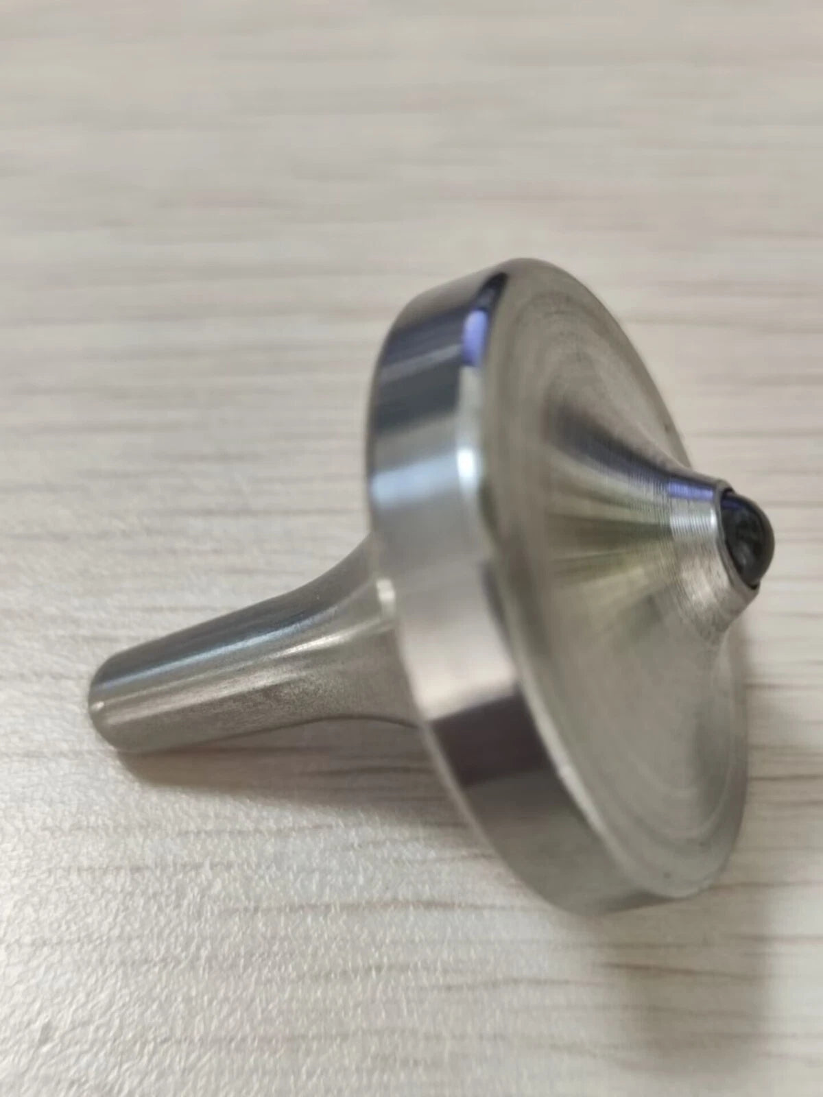 Stainless Steel Hand Twisting Spinning Top Gyro Gyroscope Collection Spinner Toy 07FC0E-D4 - KOEEK