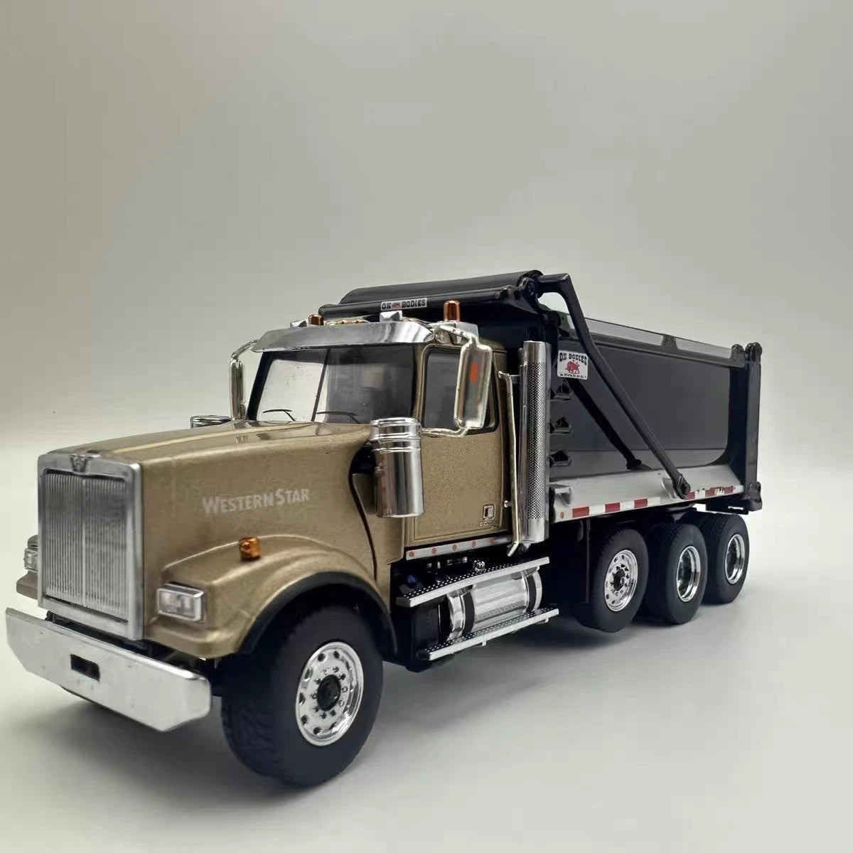 DM 1/50 WESTERN STAR 4900 SFFA Tandem Axle DUMP TRUCK Diecast Model Car 71080 07FC0E-D4 - KOEEK