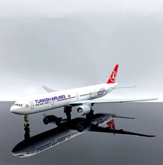 1:300 Turkish Airlines Boeing 777 Alloy Model 7.87"Removable Wheels & Stand 07FC0E-D4 - KOEEK