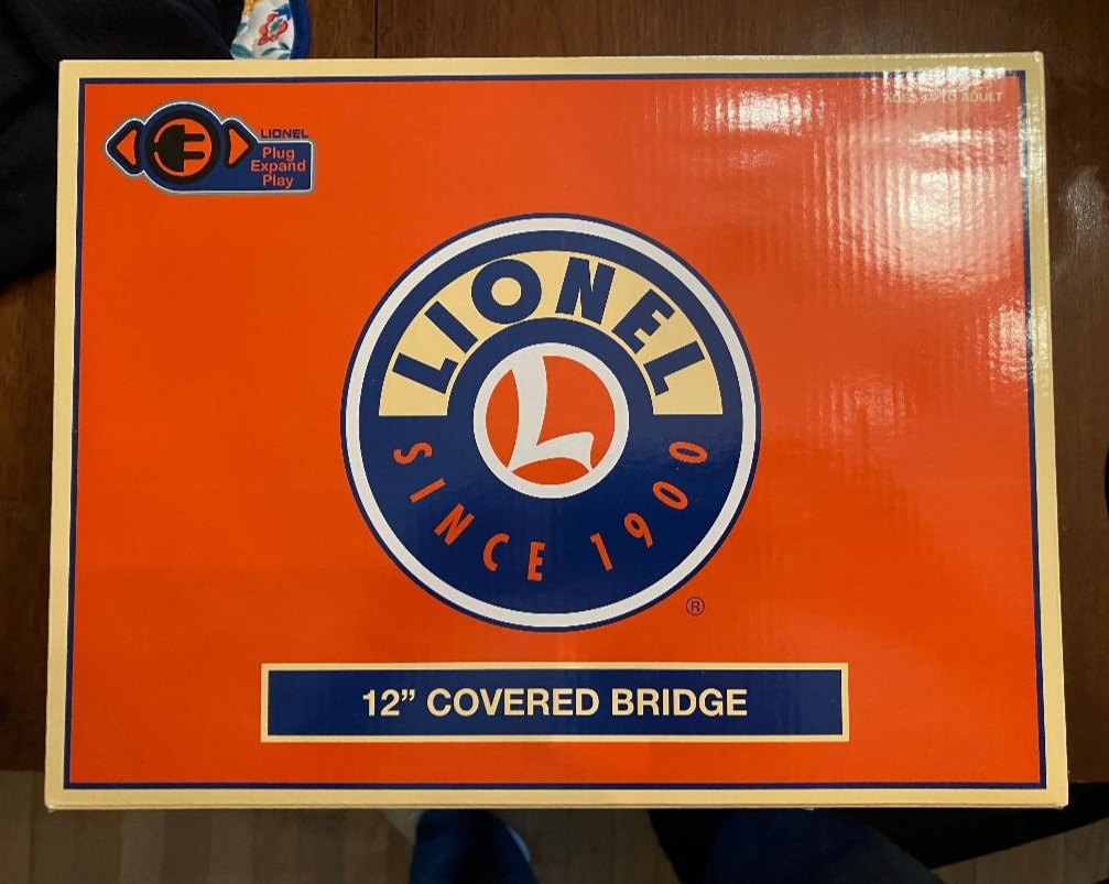 LIONEL TK CHRISTMAS LIGHT EXPRESS ILLUMINATED COVERED BRIDGE O GAUGE 2429160 LIONEL - KOEEK