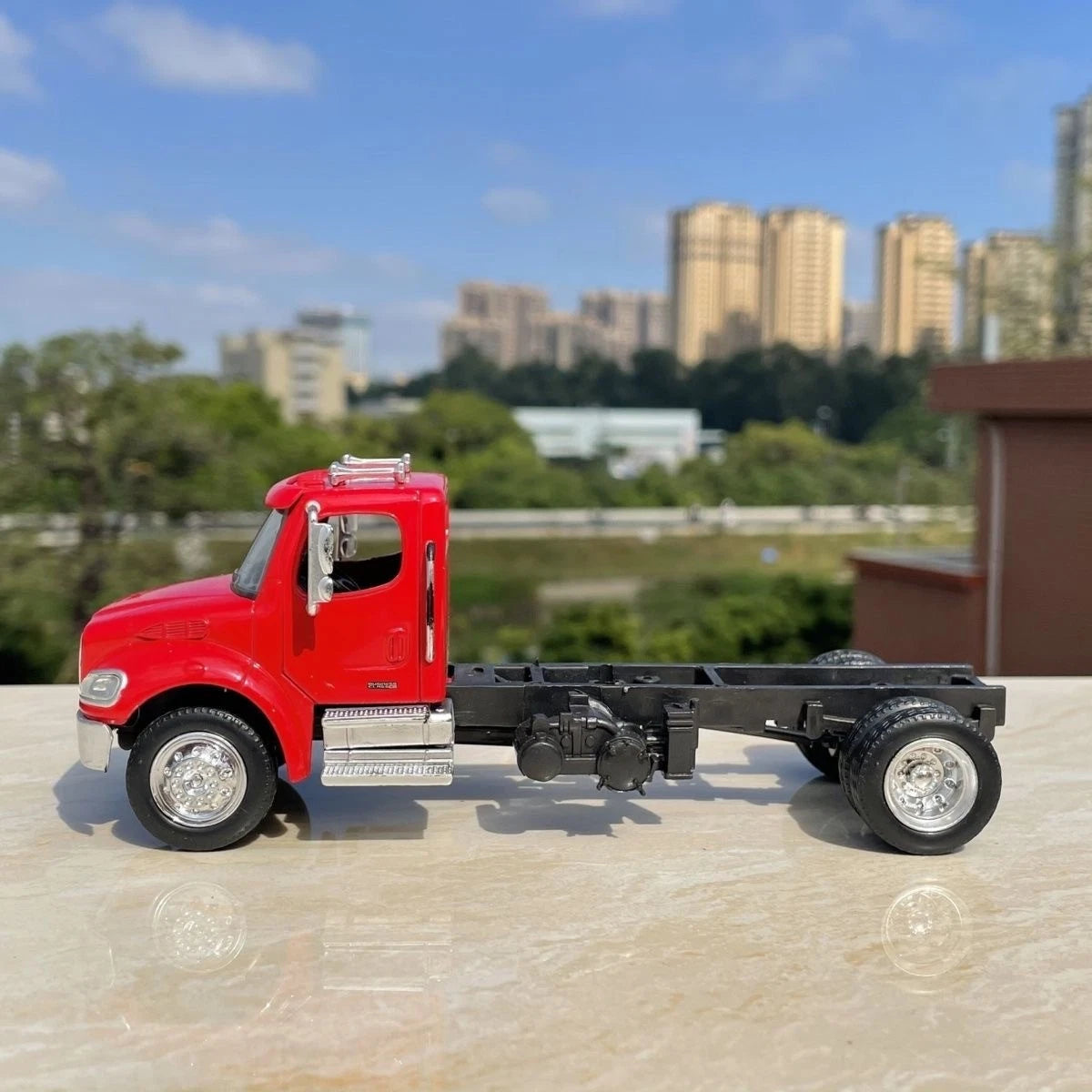 1:43 FreightlinerTruckDiecastMetal Model Parts & Accessories Loose Minor Defects 07FC0E-D4 - KOEEK