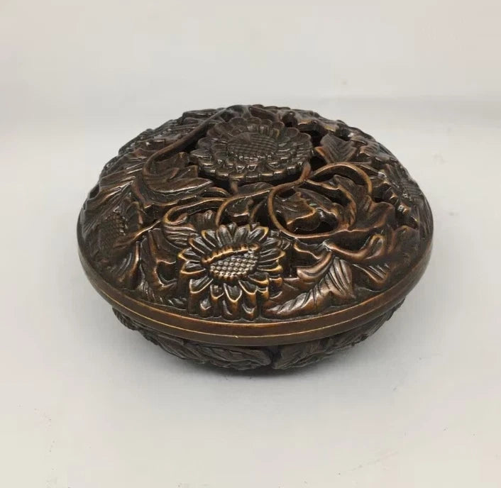 Powder box chrysanthemum incense burner 07FC0E-D4 - KOEEK