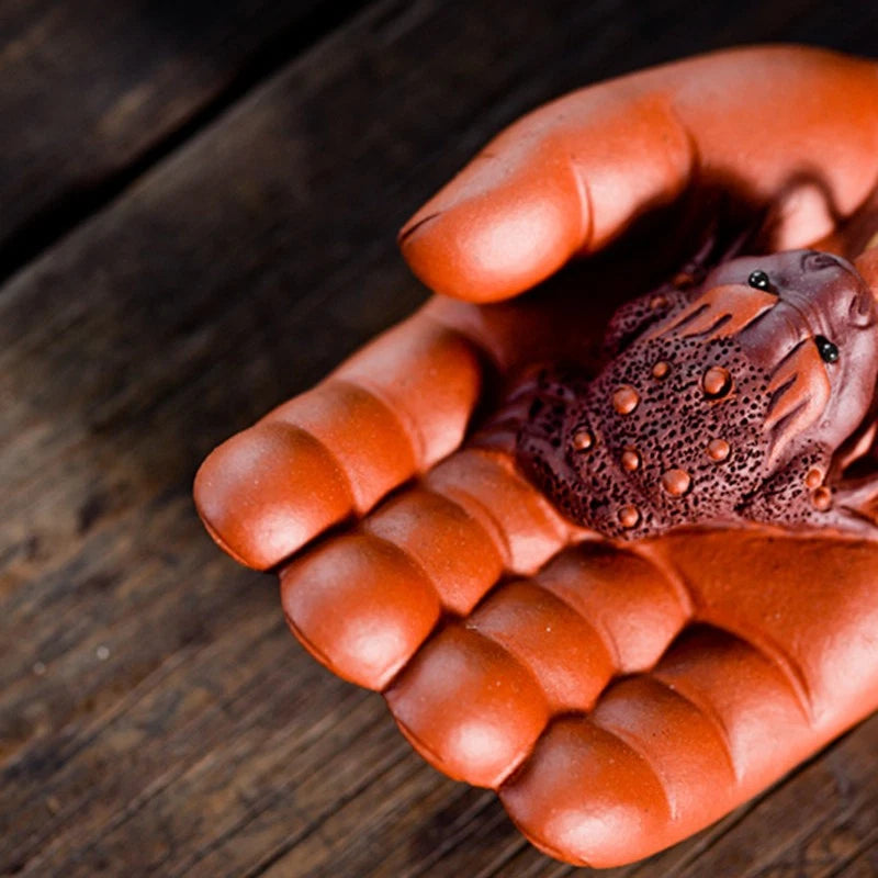 8.5cm Purple Clay Handcarved Toad Buddha Hand Tea Pet Absorbing Wealth Ornament 07FC0E-D4 - KOEEK