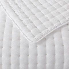 White California King Size Comforter Bedding Set, Oversized Lightweight Shams 07FC0E-D4 - KOEEK