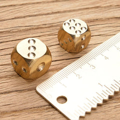 4pcs Solid Brass Dice Toy 15mm Six Sided Square EDC Metal Dice Board Game Toy 07FC0E-D4 - KOEEK