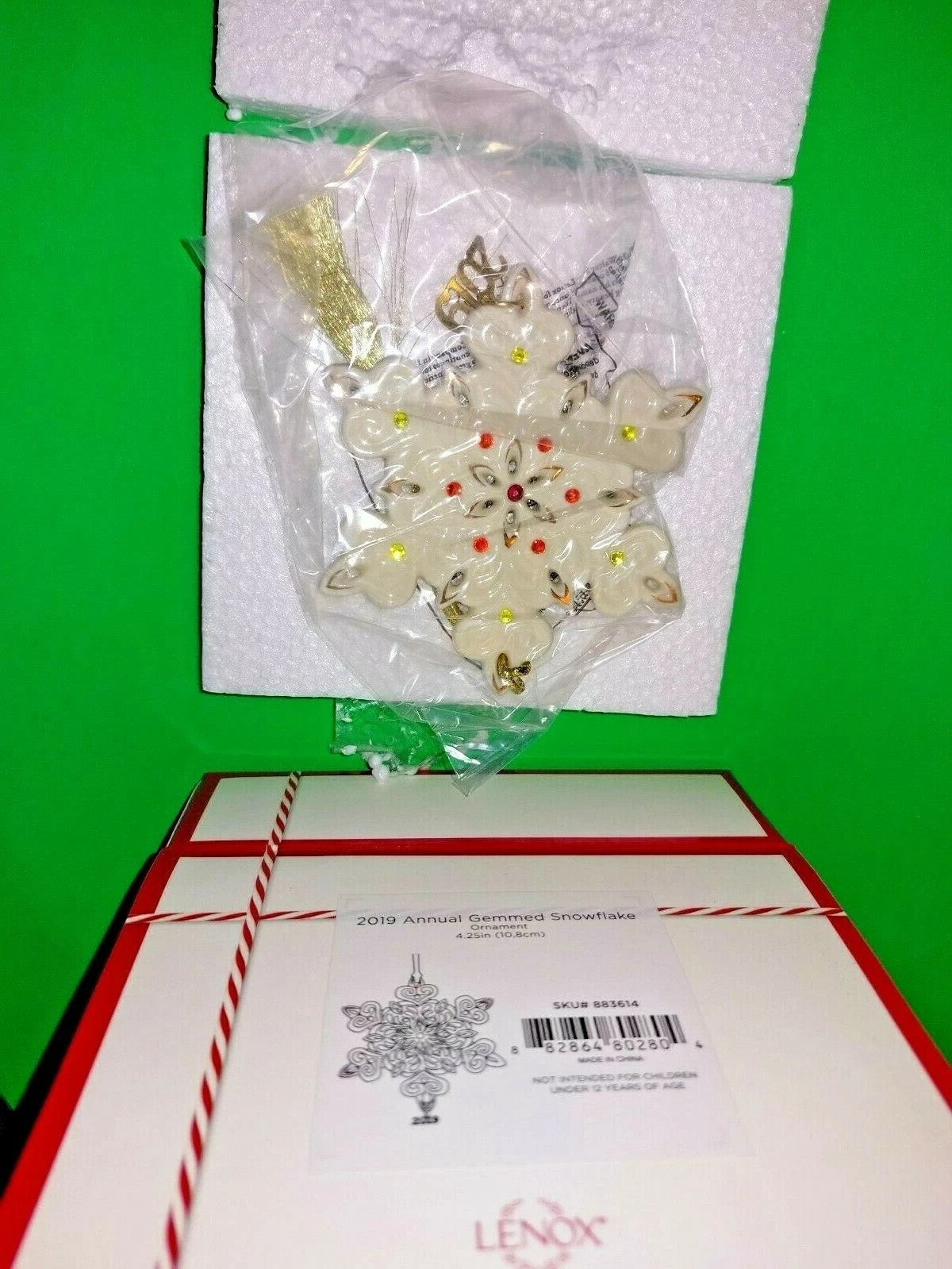 Lenox 2019 Gemmed Snowflake Ornament Annual Christmas Red & Green Crystals LENOX - KOEEK