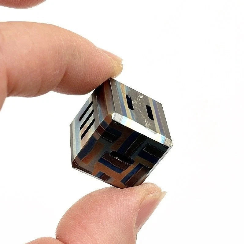 1PC Solid Zirconium Alloy Dice Whiskey Chilling Stone Metal Ice Cube EDC Toy 07FC0E-D4 - KOEEK