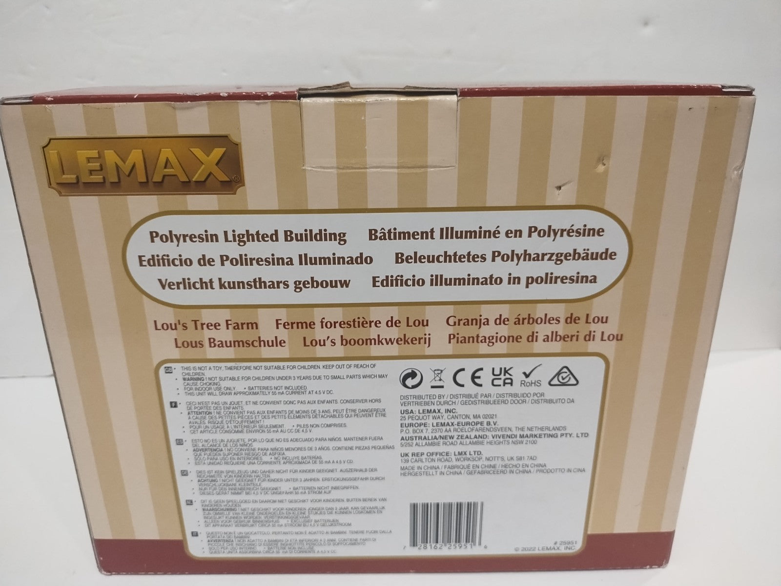 LEMAX #25951  "LOU'S TREE FARM"   SUGAR & SPICE LIGHTED BUILDING  OPEN BOX LEMAX - KOEEK