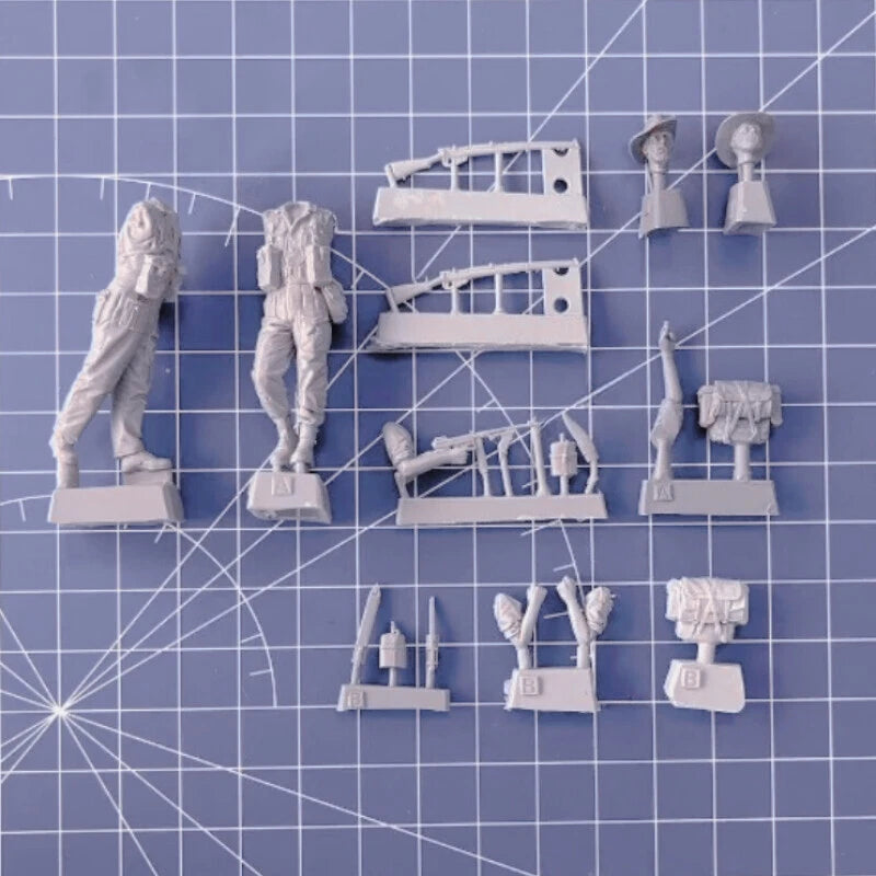 1/35 Resin Model Kit WWII British Special Forces 2 Figures Unassembled Unpainted 07FC0E-D4 - KOEEK