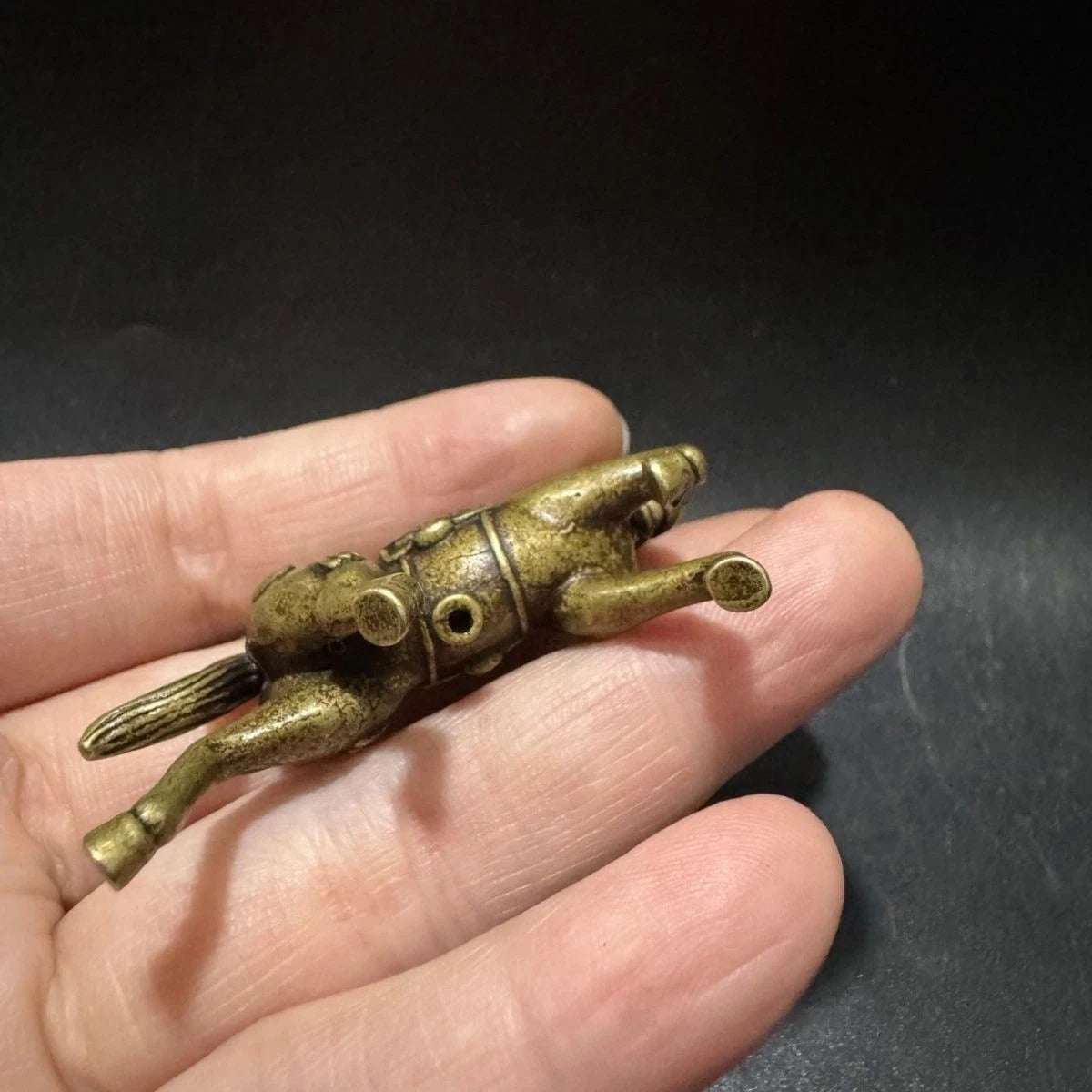 Tibetan Brass Craftsmanship Feng Shui Decorative Ornament 07FC0E-D4 - KOEEK