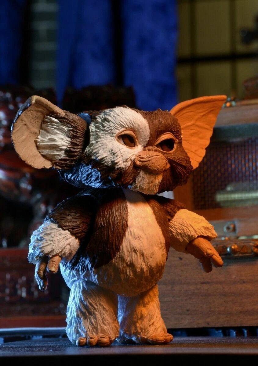 NECA Gremlins Ultimate Gizmo 7" Scale Action Figure Movie Toy Collection NECA - KOEEK
