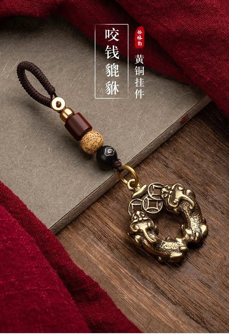 Double Bite Pi Xiu Brass Mobile Pendant U Disk Keychain Retro Unisex Handmade 07FC0E-D4 - KOEEK