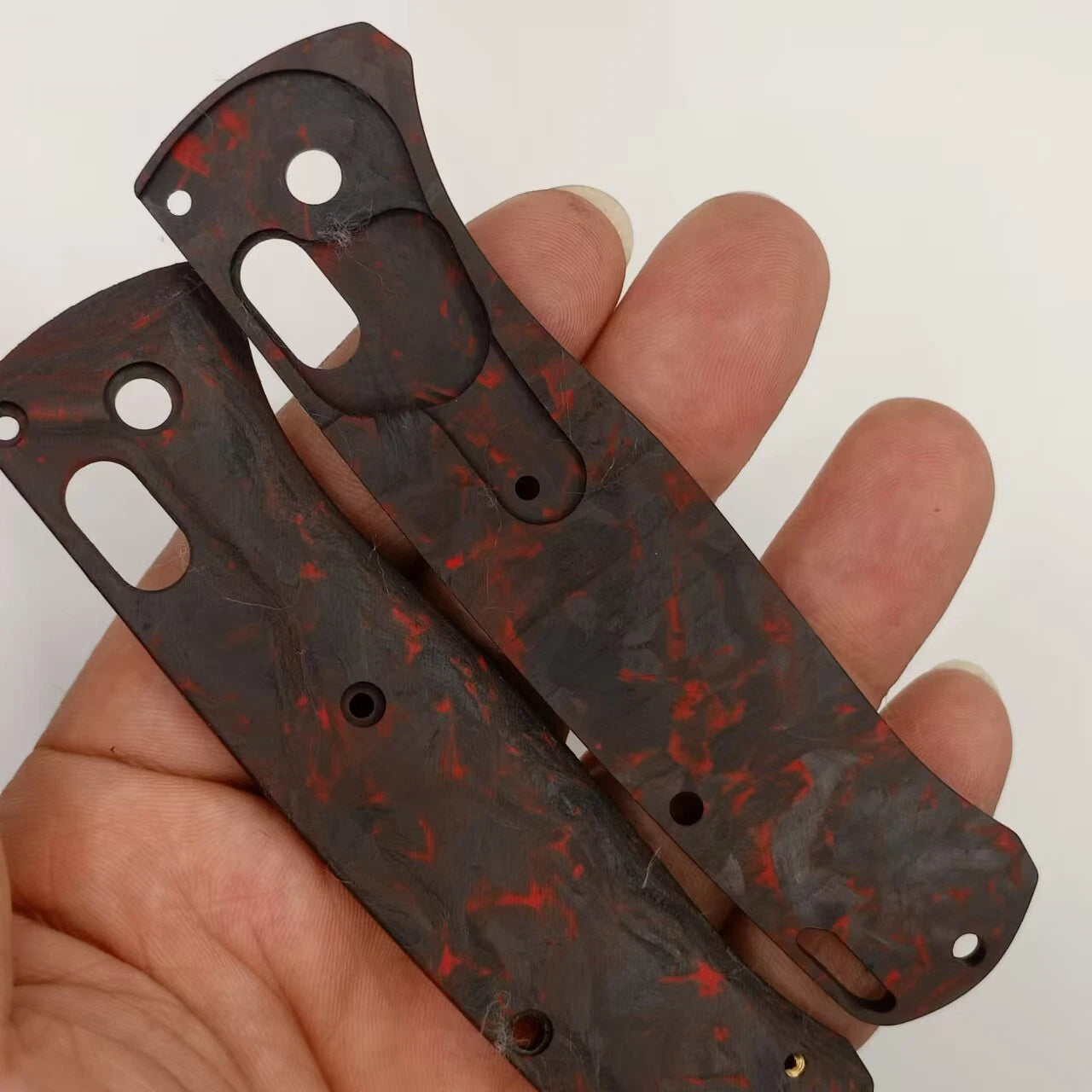 1 Pair Custom Made 3K Carbon Fiber Handle Scales For Benchmade Bugout 535 Knives 07FC0E-D4 - KOEEK